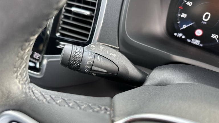 2022 Volvo XC90 2.0 B5D [235] R DESIGN 5dr AWD Geartronic ESTATE DIESEL Automatic