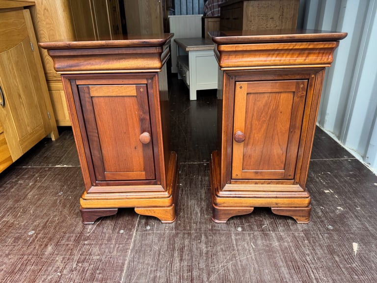 Willis & Gambier Quality made bedside cabinets possible delivery 