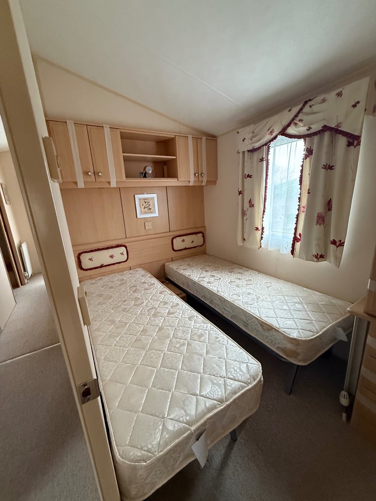 Static Caravan 2 bed to rent Great condition