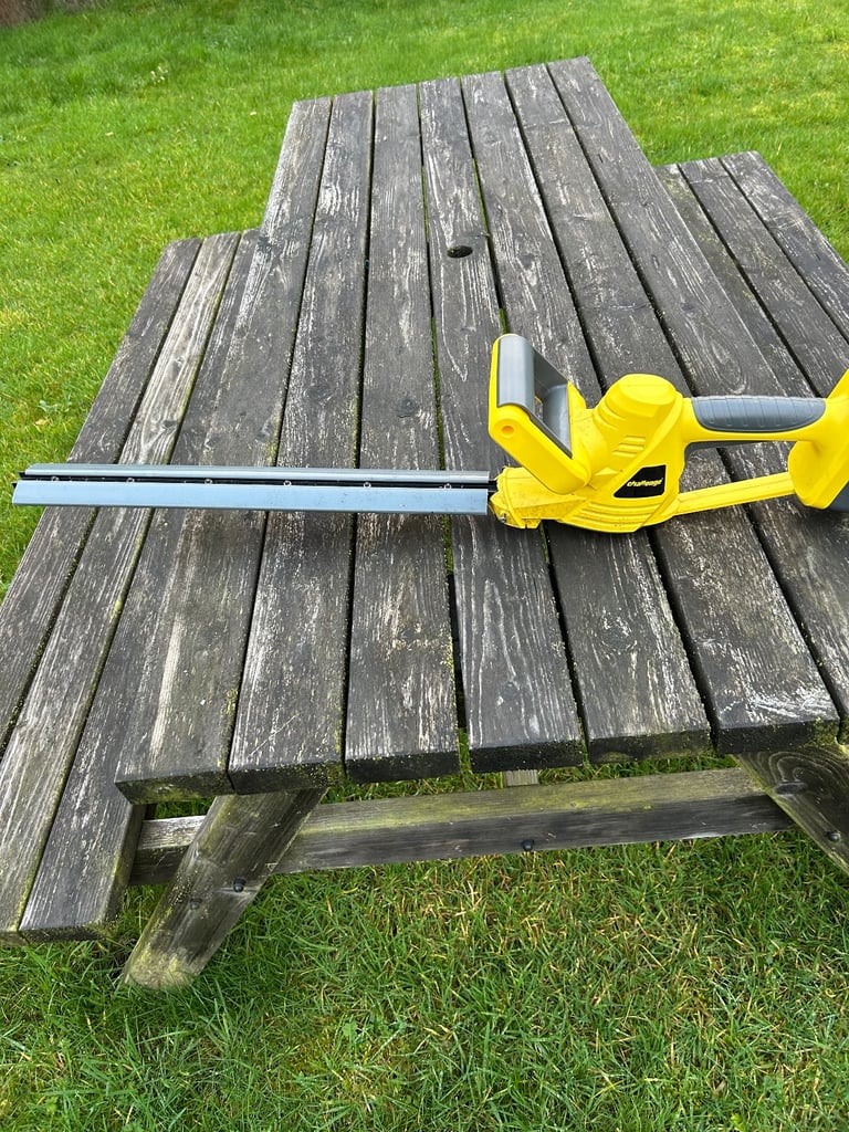 image for Challenge hedge trimmer