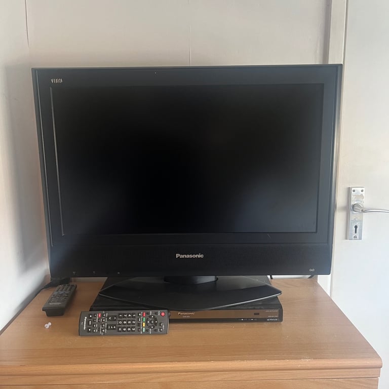 image for Panasonic TX-26LXD7 26” LCD TV