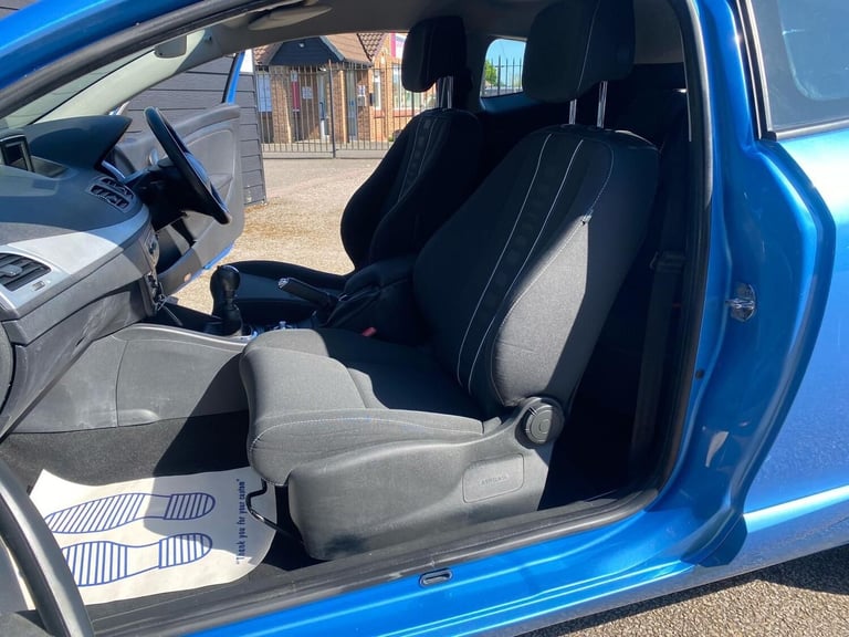 2014 Renault Megane 1.6 VVT Dynamique TomTom 3dr COUPE Petrol Manual