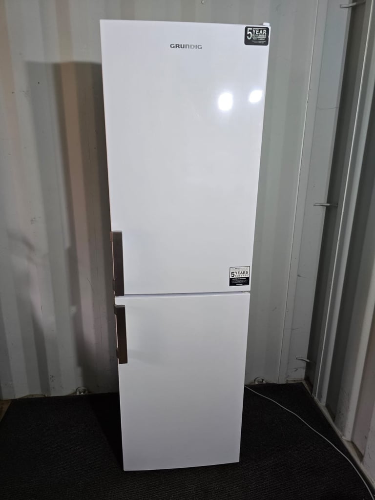Free Delivery - Grundig Fridge/Freezer (£200)