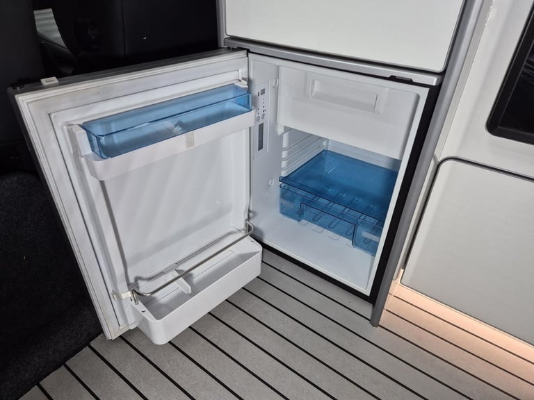FORD TRANSIT CUSTOM LIMITED SPEEDS EDITION CAMPER AUTOMATIC 4BERTH, HIGH SPEC