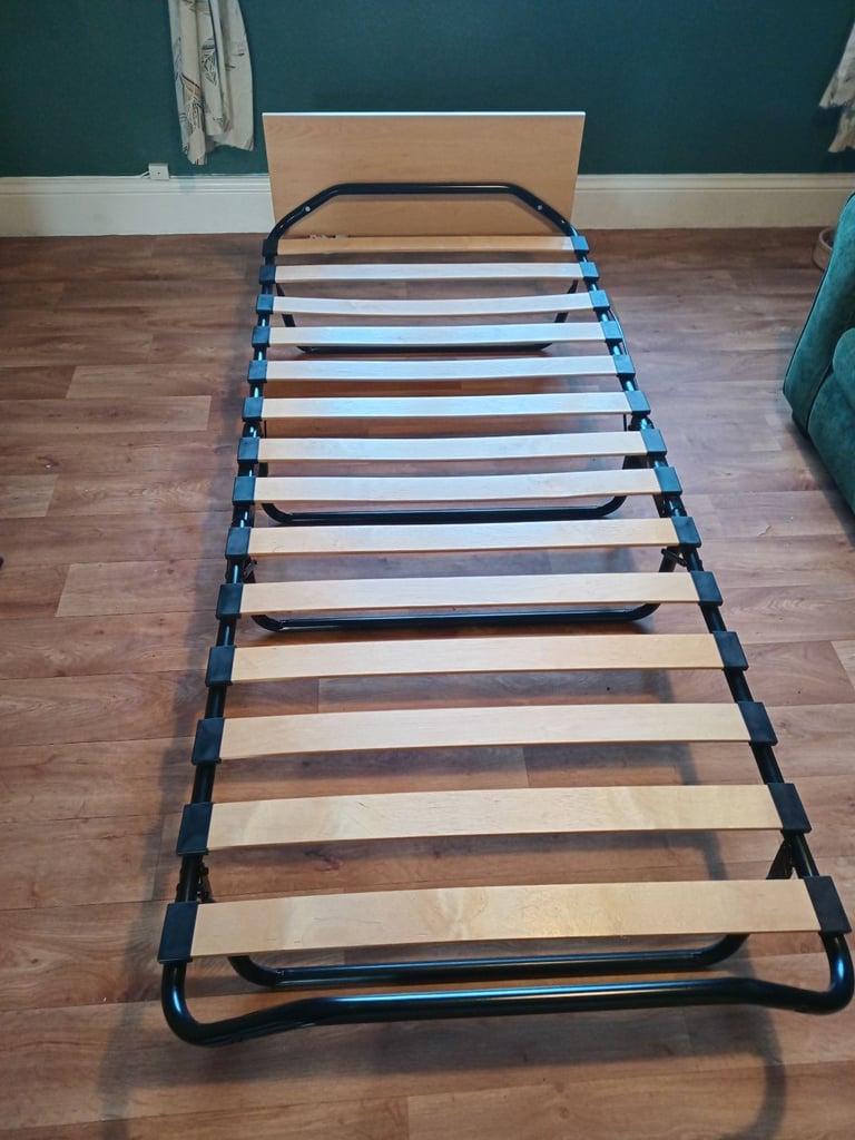 Folding bed