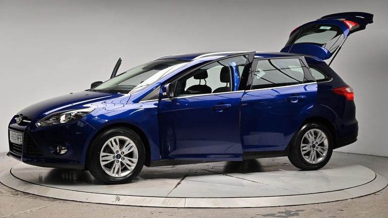2013 Ford Focus 1.6 Titanium Navigator Powershift Euro 5 5dr ESTATE Petrol Automatic