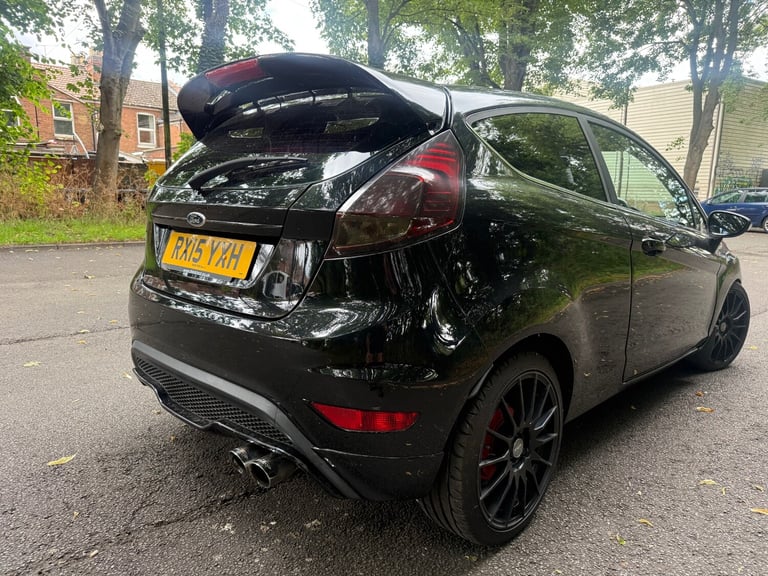2015 Ford Fiesta 1.0 EcoBoost Zetec 3dr HATCHBACK Petrol Manual