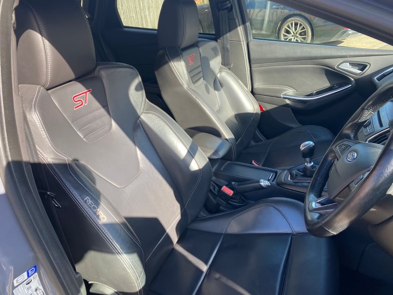 Ford, Focus st-3 2ltr petrol hatchback 2015, 5 door…. not vw 