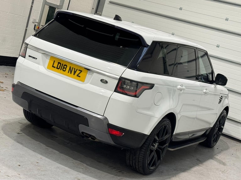 2018 Land Rover Range Rover Sport 2.0 SD4 HSE 5dr Auto ESTATE DIESEL Automatic