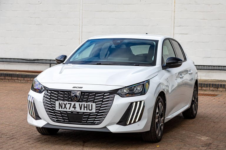 2024 Peugeot 208 1.2 PureTech MHEV Allure Hatchback 5dr Petrol Hybrid e-DSC Euro 6 (s/s) (10 HATC...