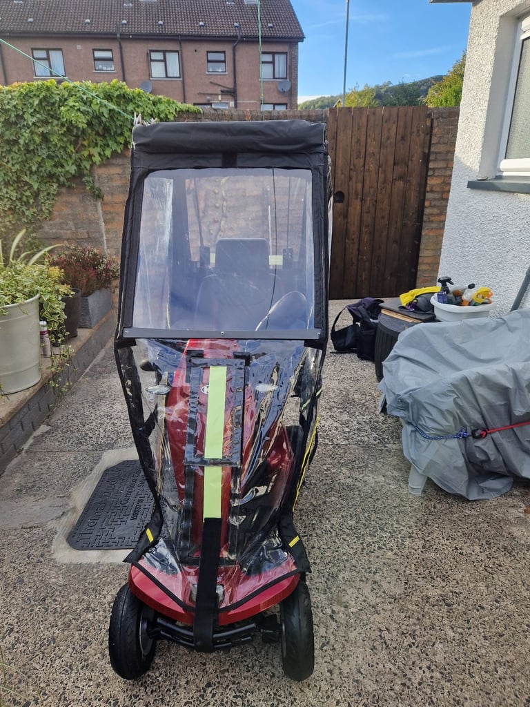 Kc komfy8 mobility scooter with canopy 