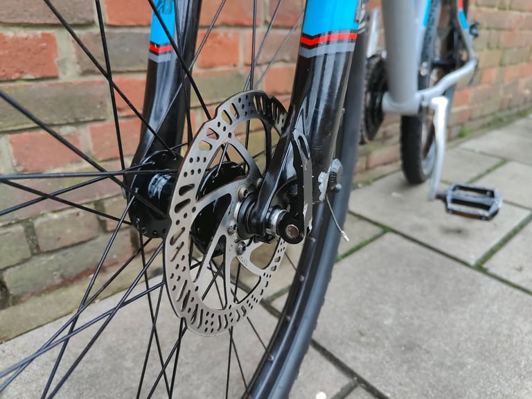 SERVICED (6107) 27.5" SARACEN TUFFTRAX 24-speed Aluminium Mountain BIKE Disc Brakes BICYCLE Size S/M