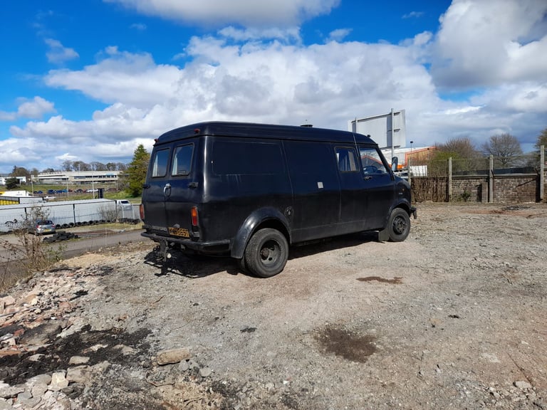 1978 Bedford CF LWB, 2.3 diesel, 5 speed box