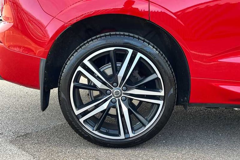 2018 Volvo XC60 2.0 T5 R-Design Pro SUV 5dr Petrol Auto AWD Euro 6 (s/s) (250 ps) SUV Petrol Auto...