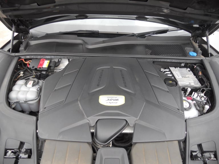 2021 Porsche Cayenne E-Hybrid 5dr Tiptronic S BIG SPEC ESTATE Petrol Parallel Phev Automatic