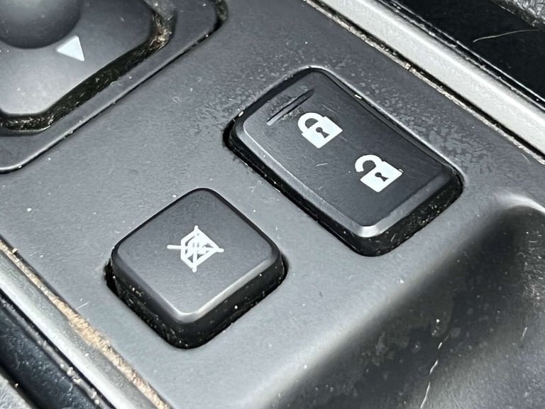 2017 Mitsubishi Outlander 2.0h 12kWh Juro CVT 4WD Euro 6 (s/s) 5dr SUV Hybrid Automatic