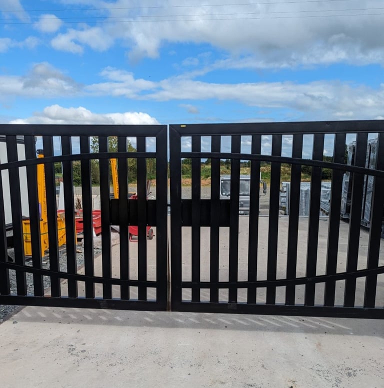 V mesh security fencing 