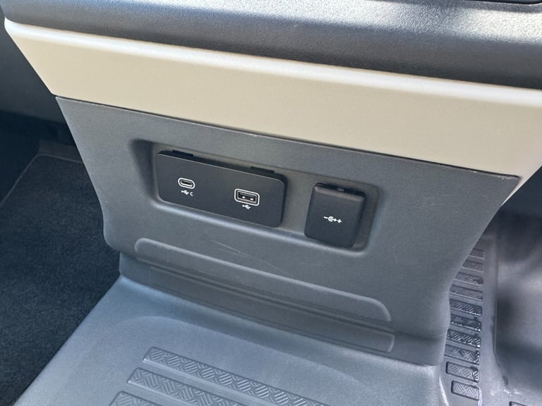 2021 Land Rover Defender 2.0 P300 HSE 90 3dr Auto [6 Seat] Estate Petrol Automatic