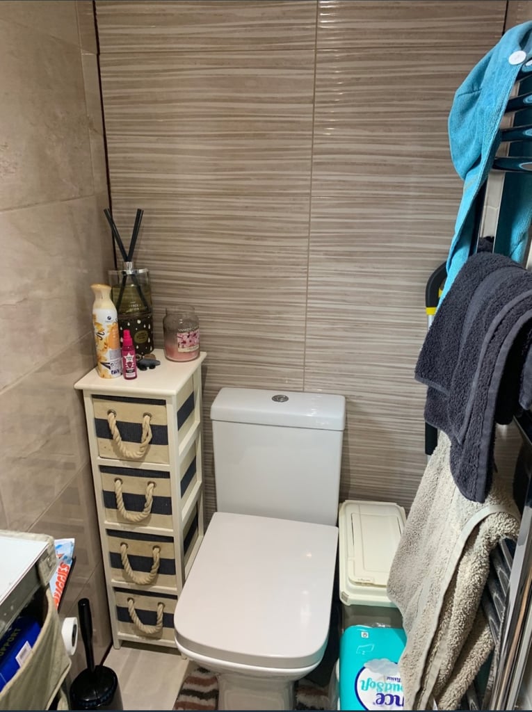 image for Studio flat with parking to let 