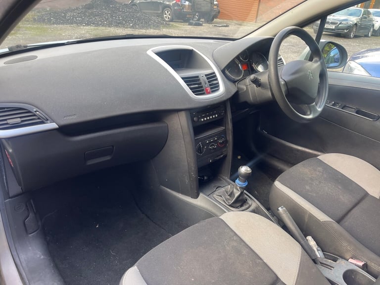 2009 Peugeot 207 1.4 HDi S 3dr [AC] *£20 TAX* HATCHBACK Diesel Manual
