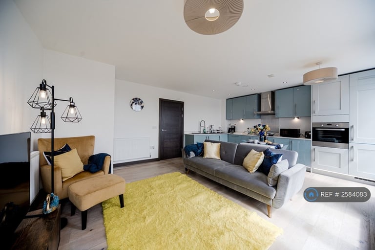 2 bedroom flat in James Smith Court, Dartford, DA1 (2 bed) (#2584083)