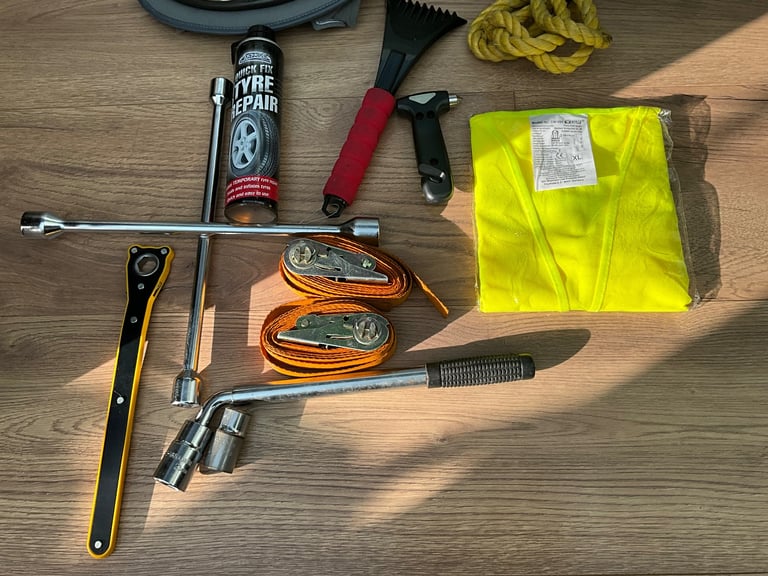 House clearance, car tools 