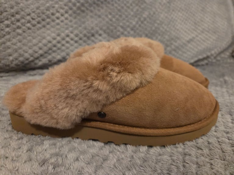 image for BNIB Genuine Ugg Slippers size UK 5