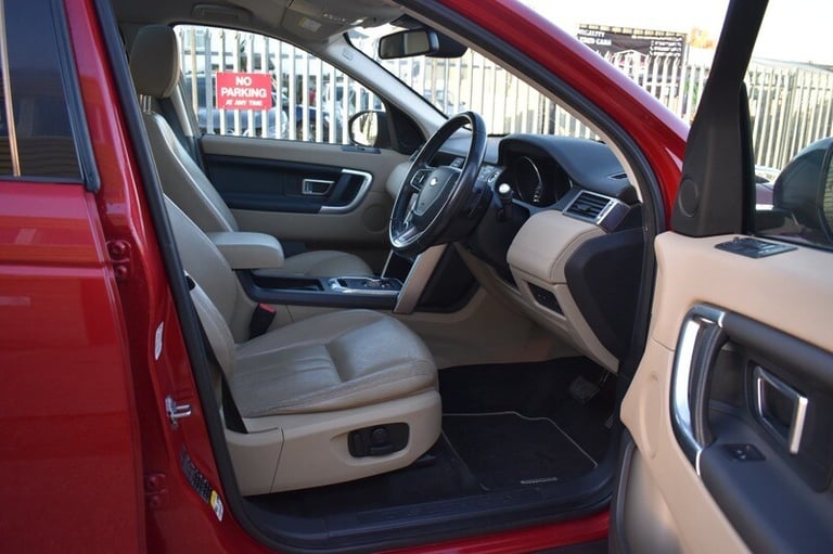 Land Rover Discovery Sport TD4 HSE