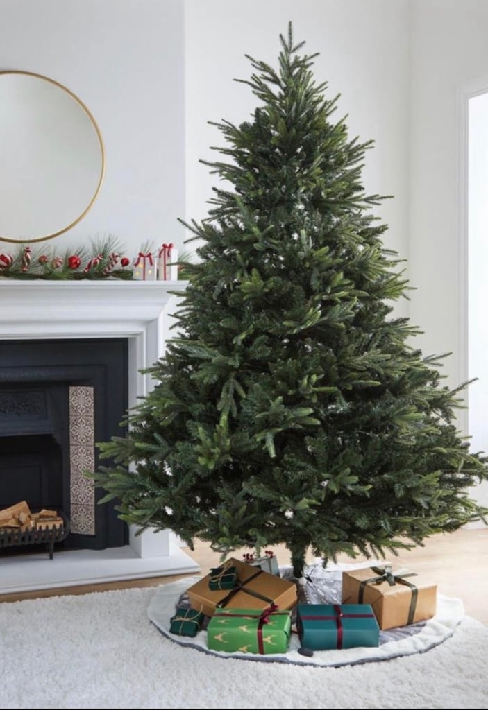 8FT Sherwood Real Look Christmas Tree Brand New