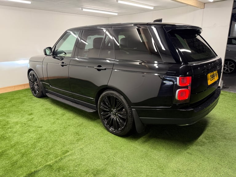 2021 Land Rover Range Rover 3.0 D300 Westminster Black 4dr Auto ESTATE Diesel Automatic