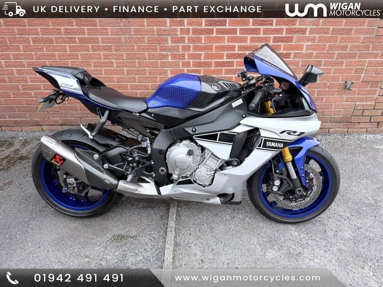 YAMAHA YZF R1 16