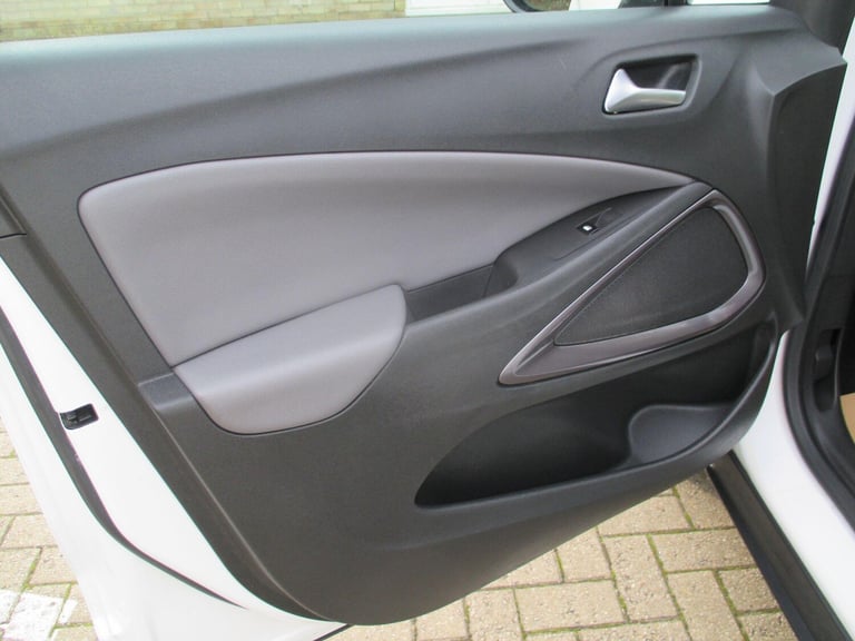 2019 Vauxhall Crossland X 1.2T ecoTec [110] Elite 5dr [6 Speed] [S/S] HATCHBACK PETROL Manual