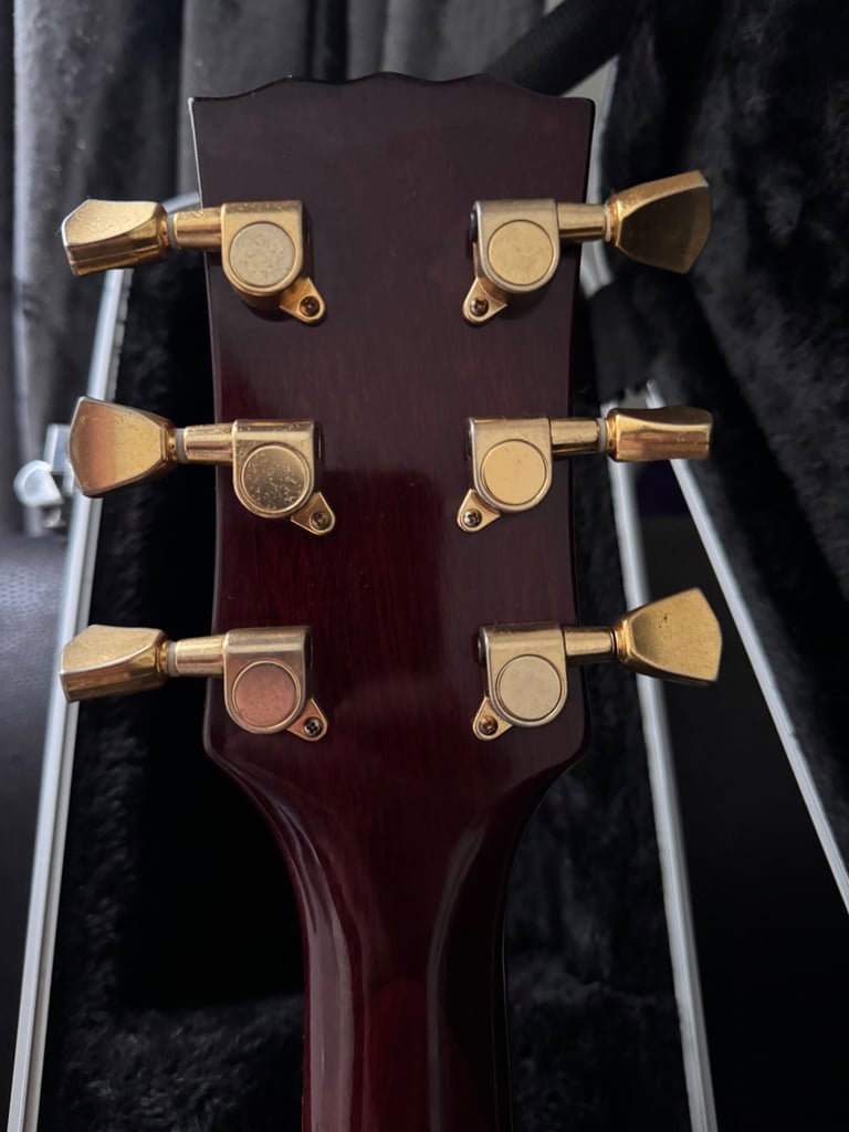 Vintage V100 Cherry Sunburst Electric Guitar w/ Gator case & Marshall MG30CFX Amp