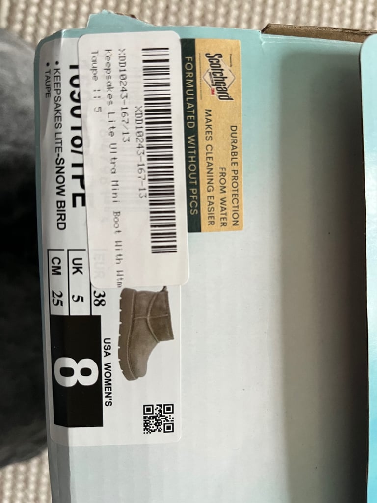 Skechers ultra mini boot - brand new 5