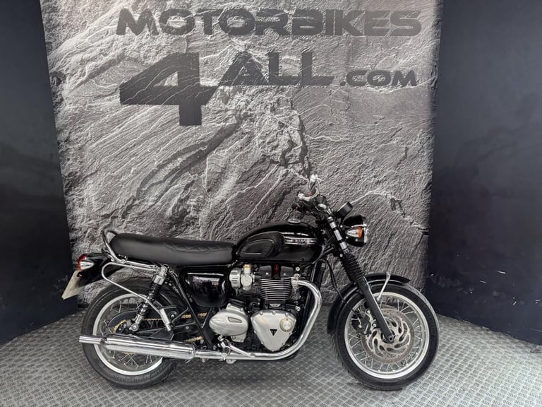 TRIUMPH BONNEVILLE T120 2023