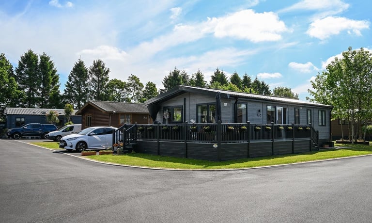 Atlas Debonair Lodge in York  - Lodge / Caravan 