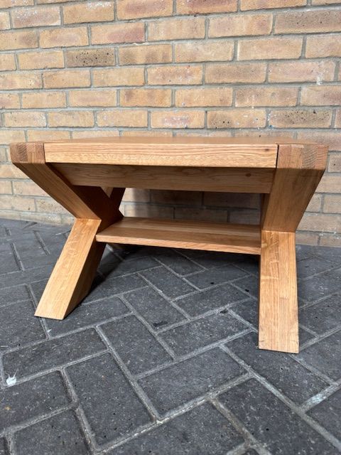 BRAND NEW EX-DISPLAY SOLID OAK FURNITURE - CLOSING DOWN SALE 