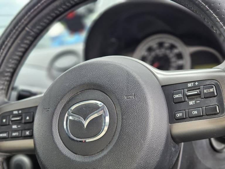 Ideal first car. Cheap to run and insure MAZDA 2 1.5 Sport 2010