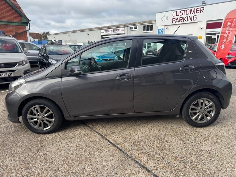 2014 Toyota Yaris 1.33 VVT-I ICON PLUS Hatchback Petrol Manual