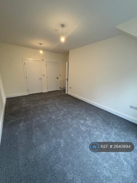3 bedroom flat in Parkfield Road, Torquay, TQ1 (3 bed) (#2640994)