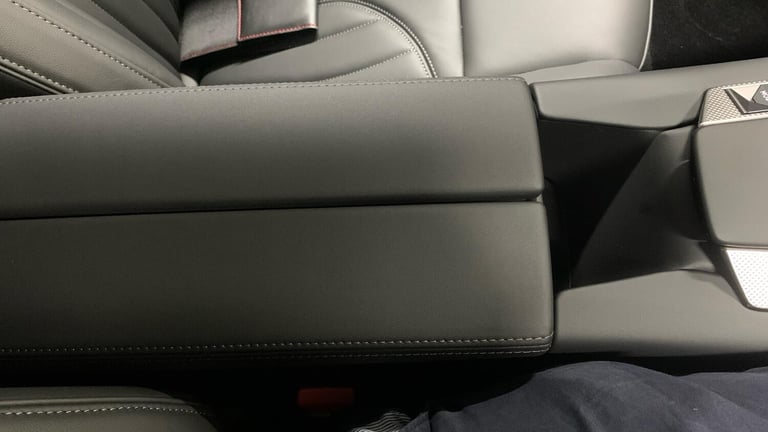 2025 DS Automobiles DS 4 1.6 E-TENSE 12.4kWh Rivoli Hatchback 5dr Petrol Plug-in Hybrid EAT8 Euro...