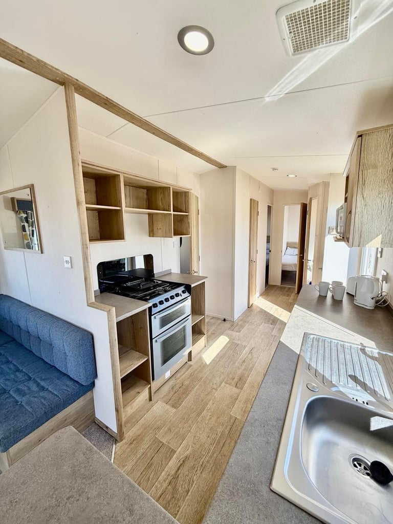 3 Bed South Coast Family Caravan CALL TOM 0️⃣7️⃣9️⃣7️⃣9️⃣1️⃣2️⃣7️⃣8️⃣5️⃣5️⃣