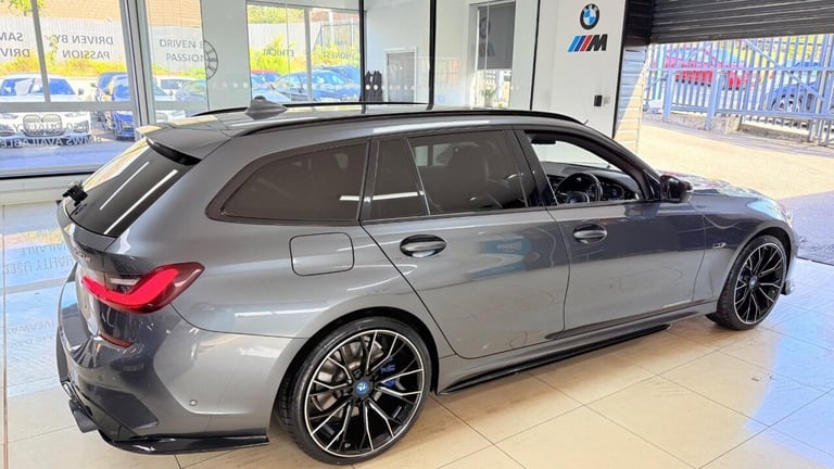 2021 BMW 3 Series 2.0 330e 12kWh M Sport Touring Auto Euro 6 (s/s) 5dr Estate PETROL/ELECTRIC Aut...