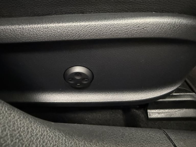 2020 Mercedes-Benz A-Class 1.5 A180d AMG Line (Premium Plus 2) Hatchback 5dr Diesel 7G-DCT Euro 6...