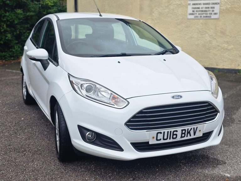 image for 2016 Ford Fiesta 1.0T EcoBoost Zetec Euro 6 (s/s) 5dr HATCHBACK Petrol Manual