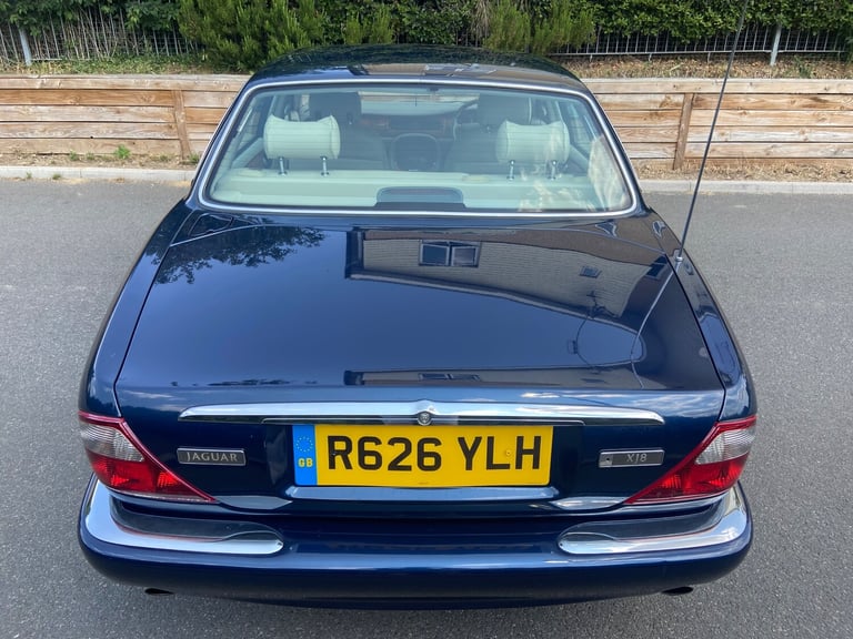 1998 Jaguar V8 XJ SERIES XJ8 4.0 4dr Auto Petrol