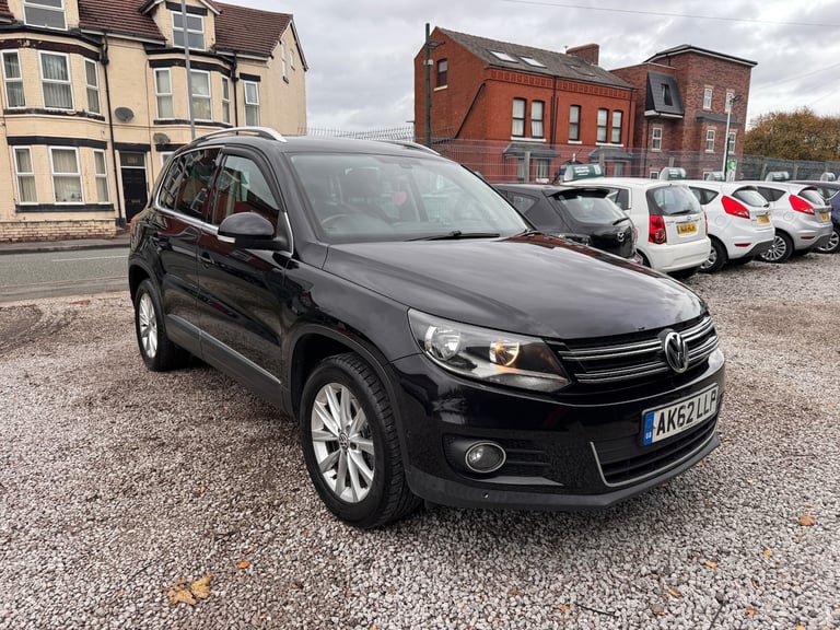 image for 2012 Volkswagen Tiguan 2.0 TDi BlueMotion Tech SE 5dr ESTATE Diesel Manual