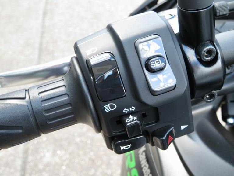 KAWASAKI VERSYS 650 2025