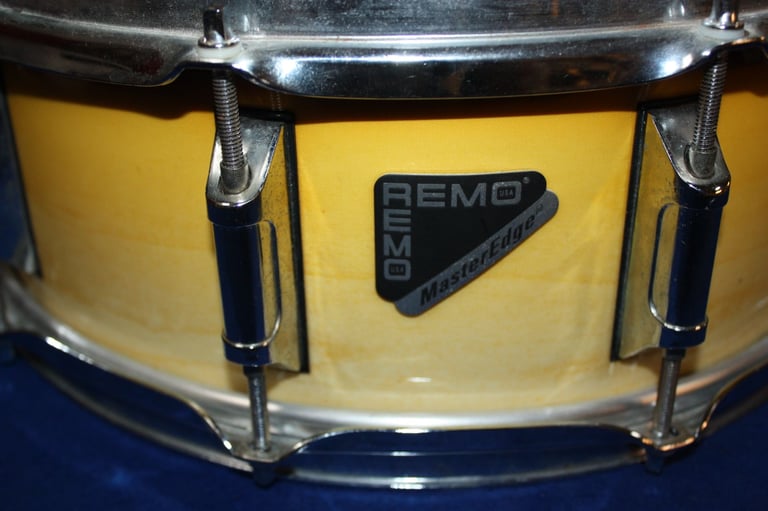 Remo Masteredge Series Acousticon Natural Fade Refurbished Snare Drum 14in x 5in ~ £150 ono