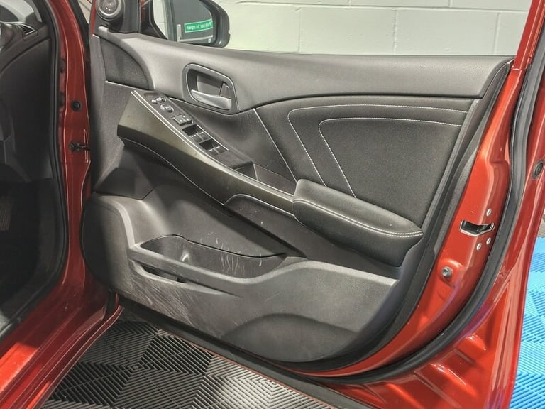 2015 Honda Civic 1.8 i-VTEC SE Plus 5dr Auto HATCHBACK PETROL Automatic